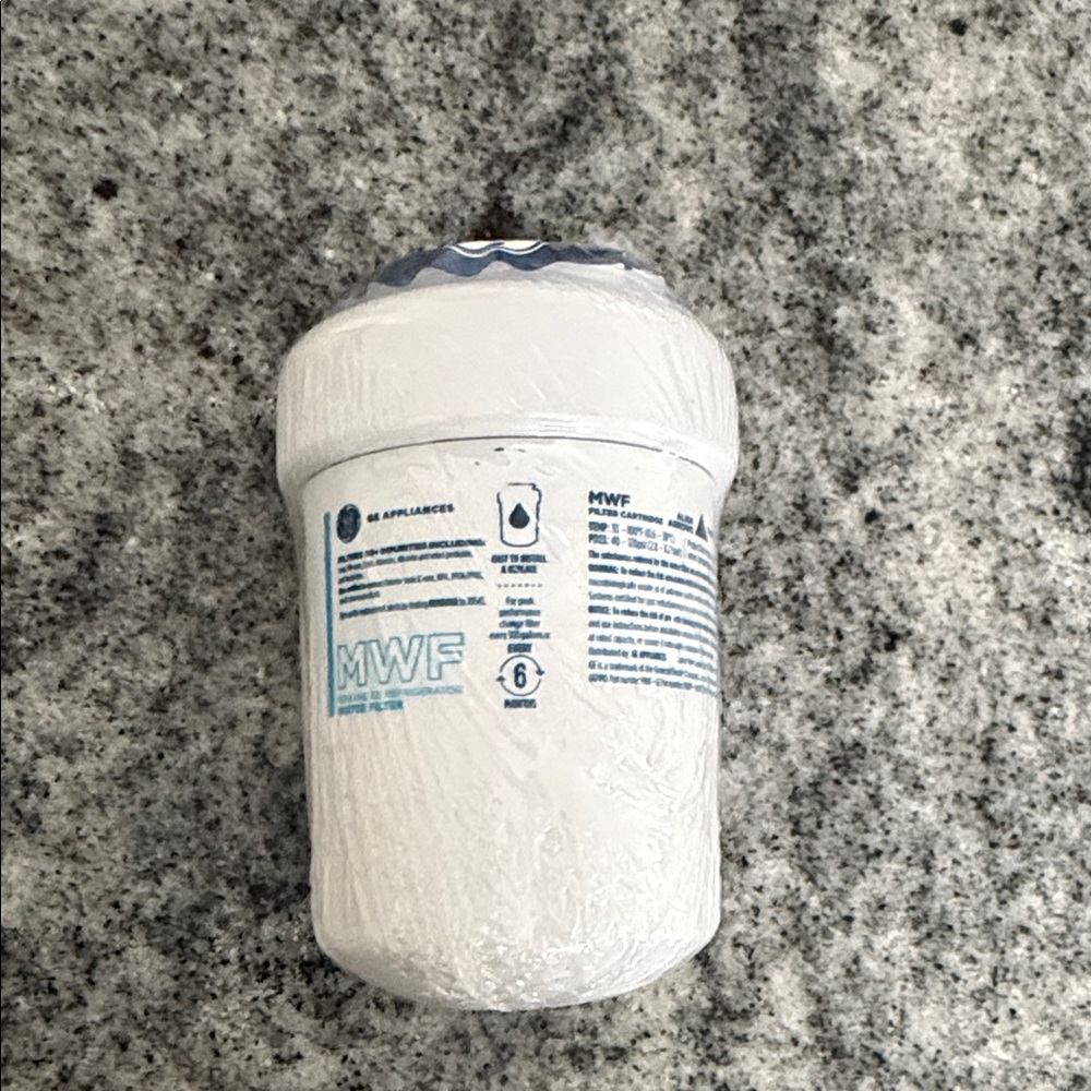GE Appliances White Water Filter